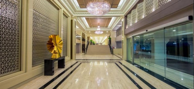 מלון Mandarin Managed By Centre Point 4*